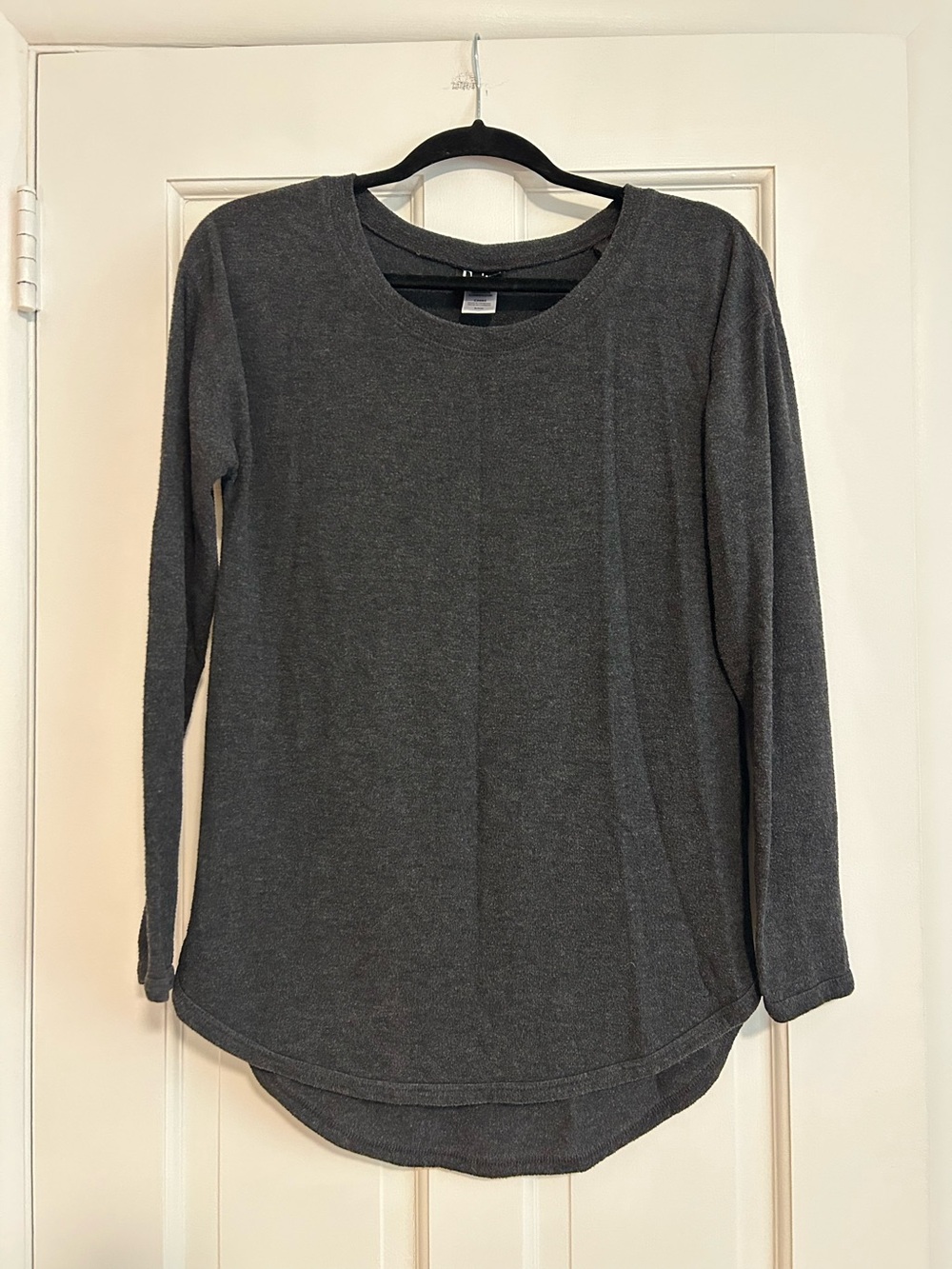 Women’s Long Sleeve Scoop Neck Shirt Charcoal Gray/Grey